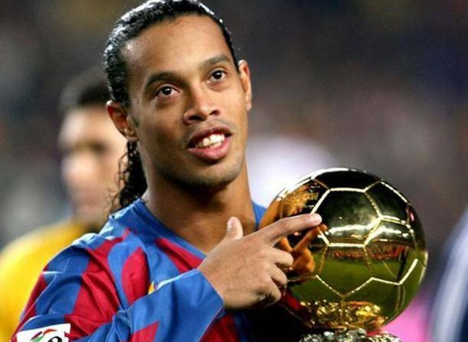 Ronaldinho was detained in Paraguay due to possible passport fraud - Football, Ronaldinho, news