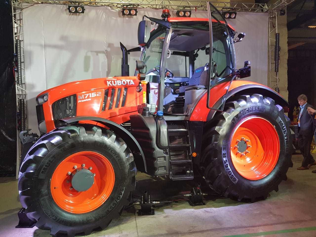 New Kubota tractor in Russia! - My, Tractor, Kverneland, Agroscout360, Video, Longpost