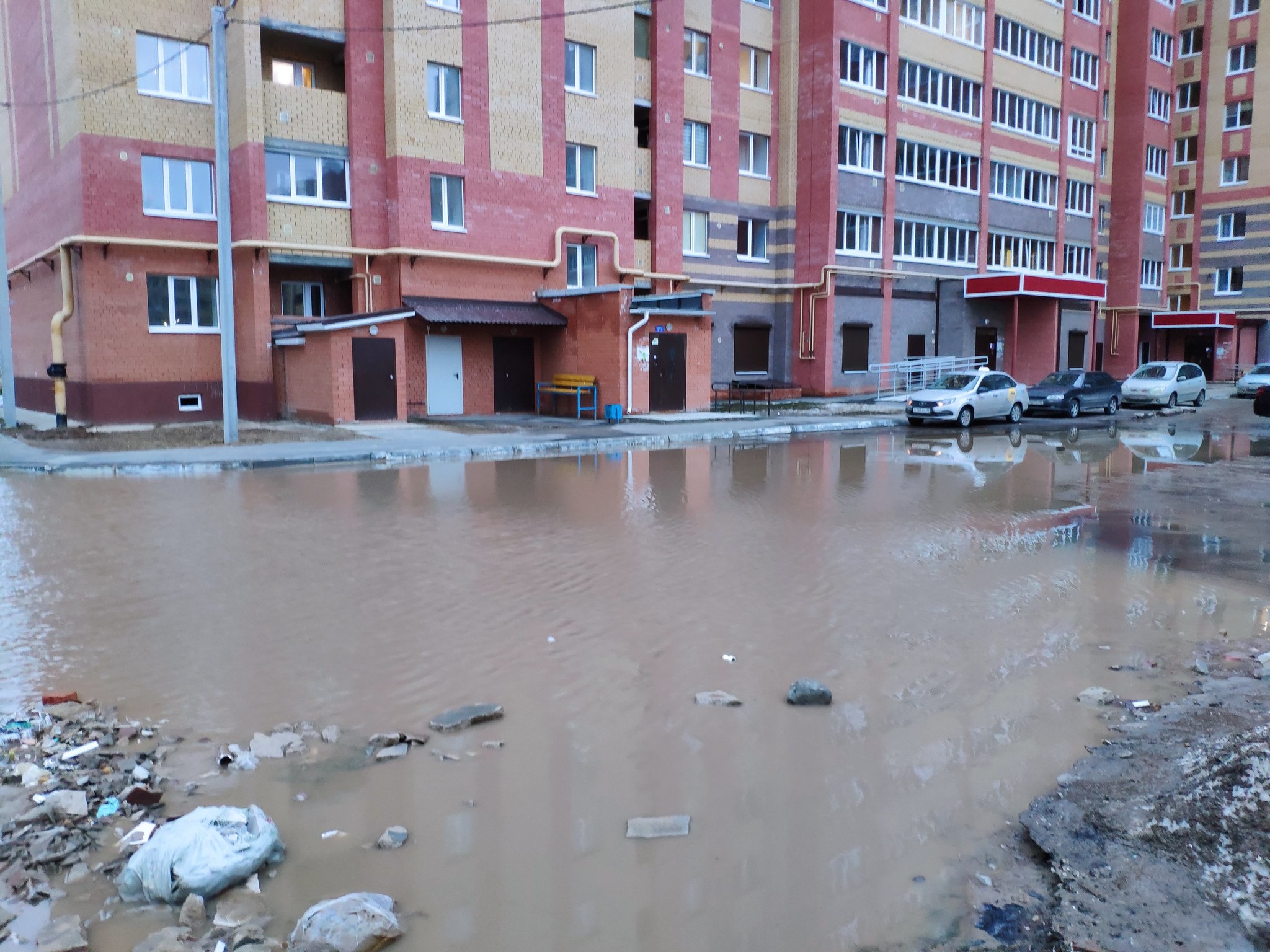 Flooding of an apartment building - My, Legal consultation, Sea, Developer, Flooding, Legal aid, Video, Longpost