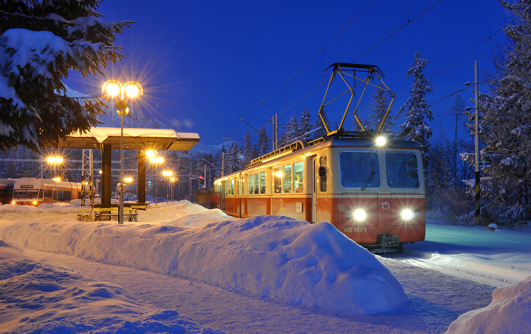 Rack railway in the Tatras - Railway, Gear rail, Slovakia, Tatra Mountains, Stadler, Video, Longpost