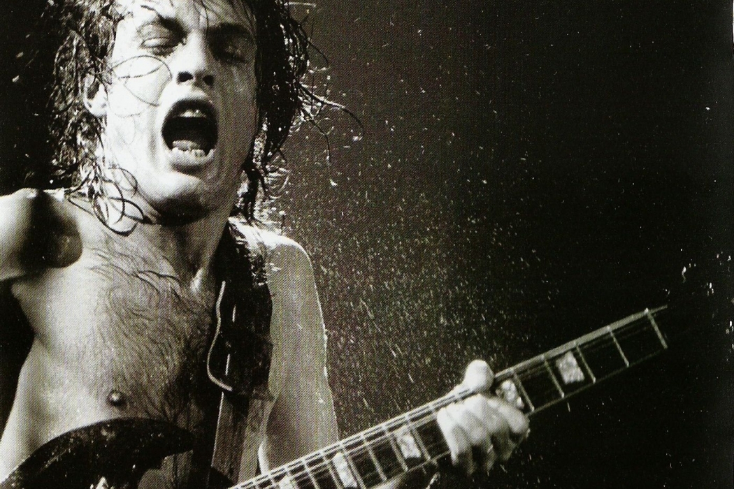 Lightning strike - My, AC DC, Angus Young, Video, Longpost