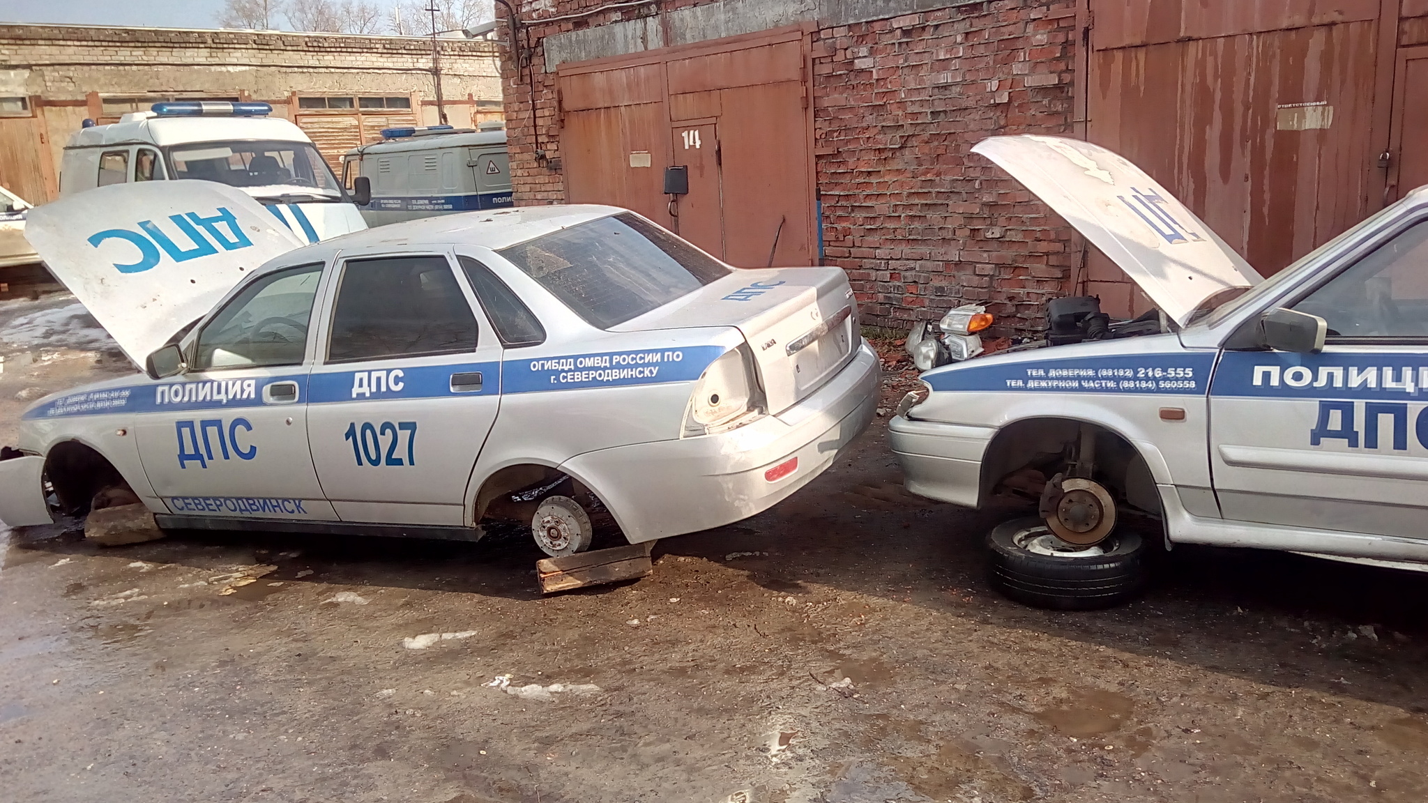Списанные полицейские автомобили
