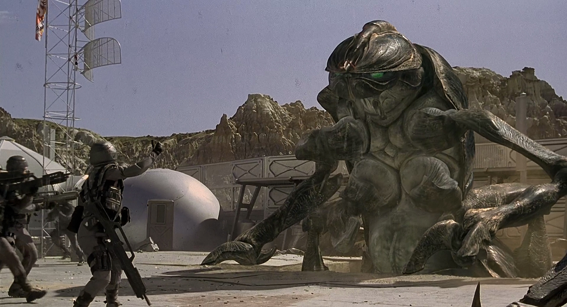 Who inspired the screenwriters of the film Starship Troopers - Video, Insectology, wildlife, Starship Troopers