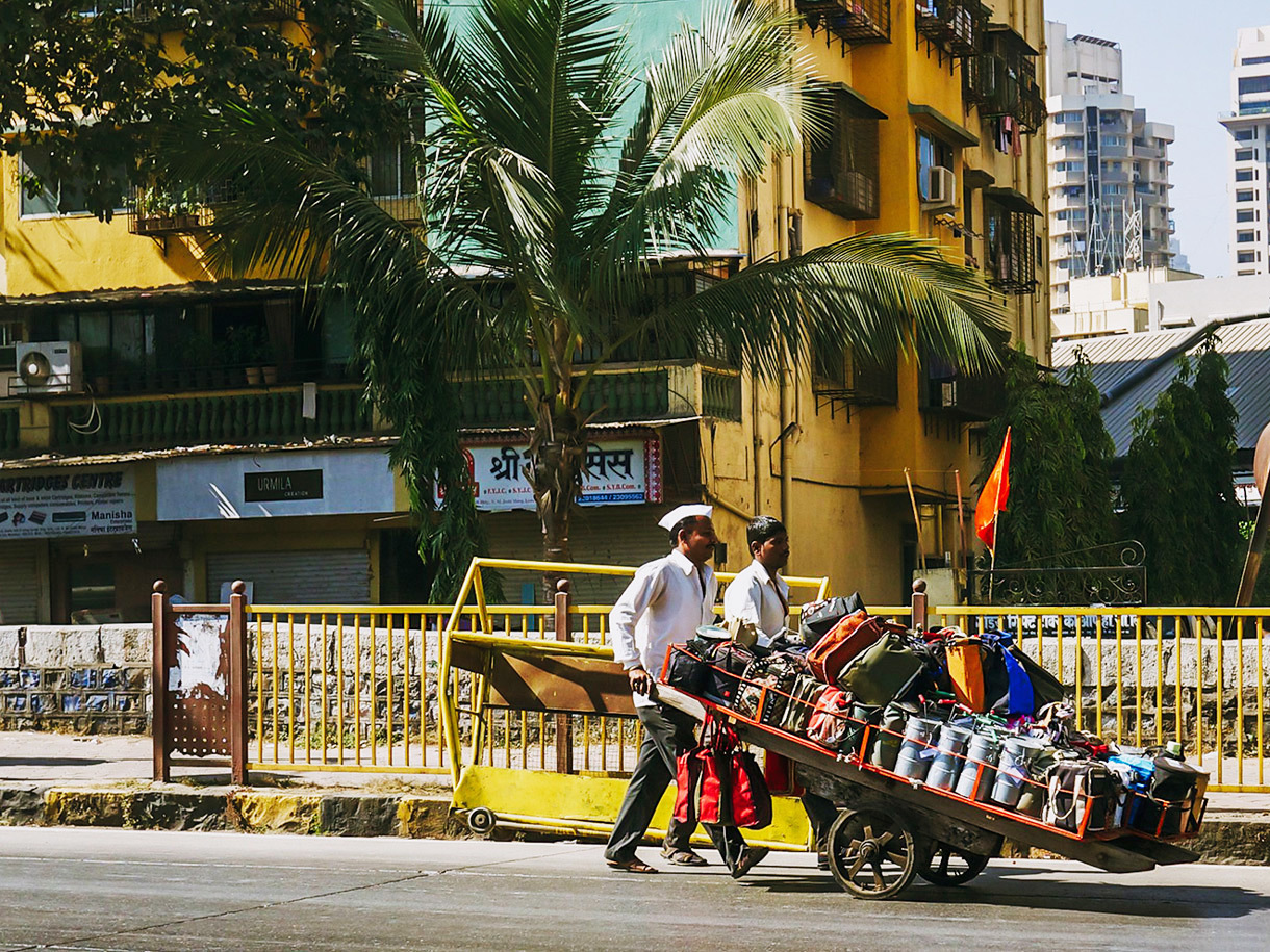 Yandex.Food 130 years ago: the lunch delivery service in Mumbai has been operating for more than a century - Mumbai, India, Food delivery, Sudok, Yandex Food, Deliveryman, Food, Video, Longpost