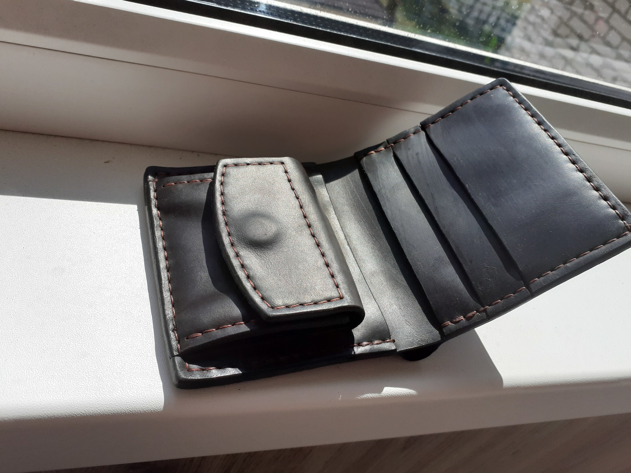 Wallet with coin box - My, Leather products, Leather craft, Natural leather, Leather, Longpost, Needlework with process