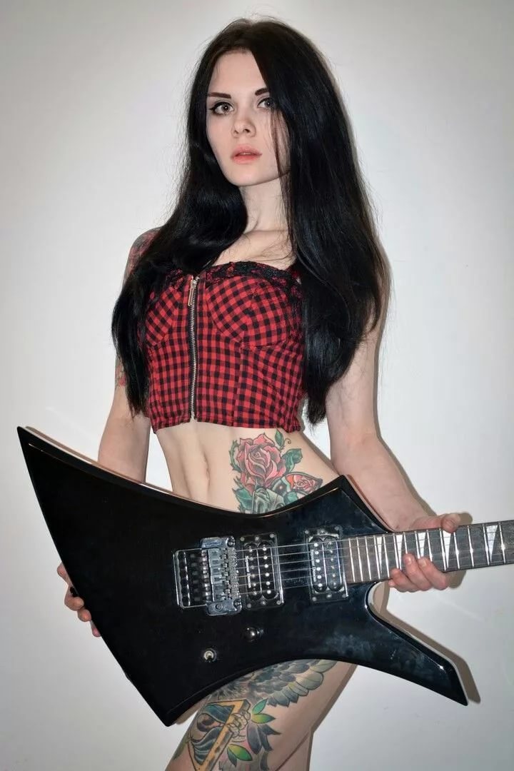 Elena Verrier is a popular Russian metal guitarist and simply beautiful - Metal, Rock, guitar player, Girls, Longpost