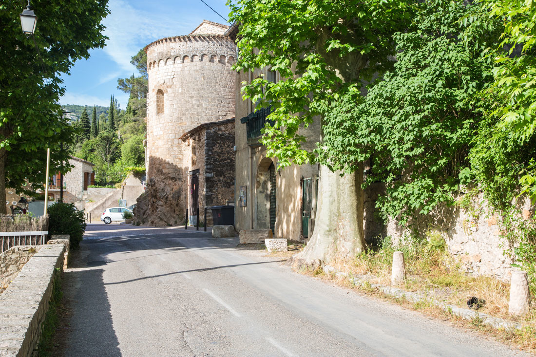 The village of Saint-Guilhem-le-Desert in the French Alps - My, France, Village, A small village, Alps, The mountains, Longpost