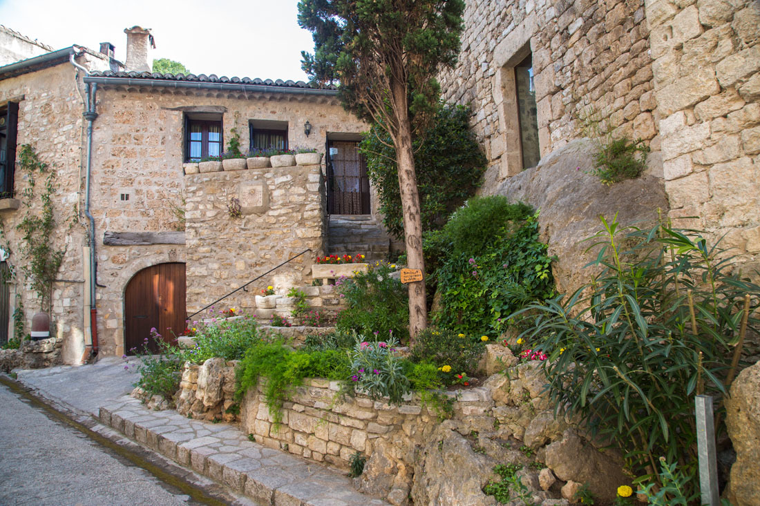 The village of Saint-Guilhem-le-Desert in the French Alps - My, France, Village, A small village, Alps, The mountains, Longpost