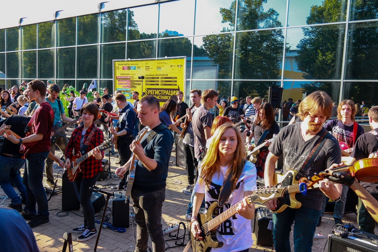 The SLOT group and 250 musicians performed the song “Fight” in Sokolniki Park (upd this is before quarantine) - My, Rock, Music, Moscow, Video, Slot, Nuki, Longpost