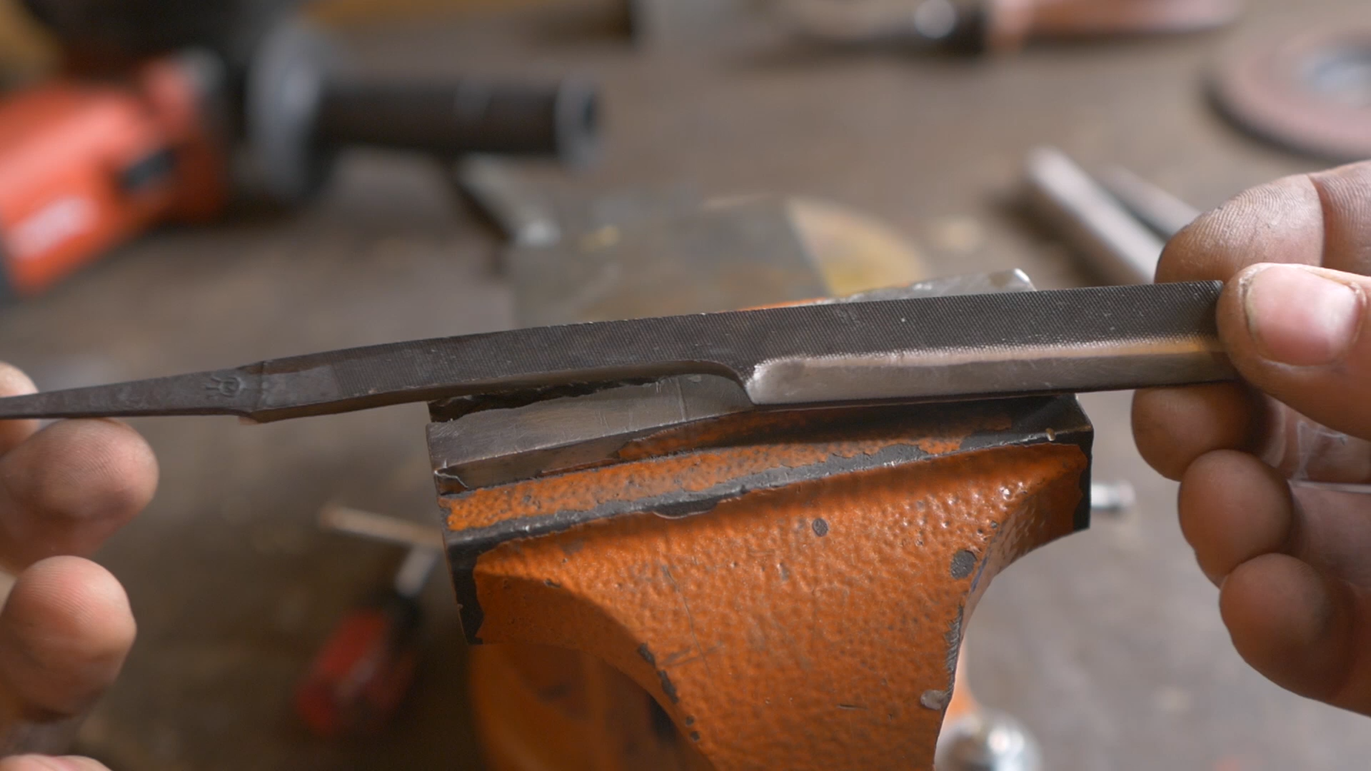 I haven't shaved for 30 years, so I made a straight razor - My, Homemade, Knife, Handmade, With your own hands, Needlework, Berendey, Video, Longpost, Straight razor