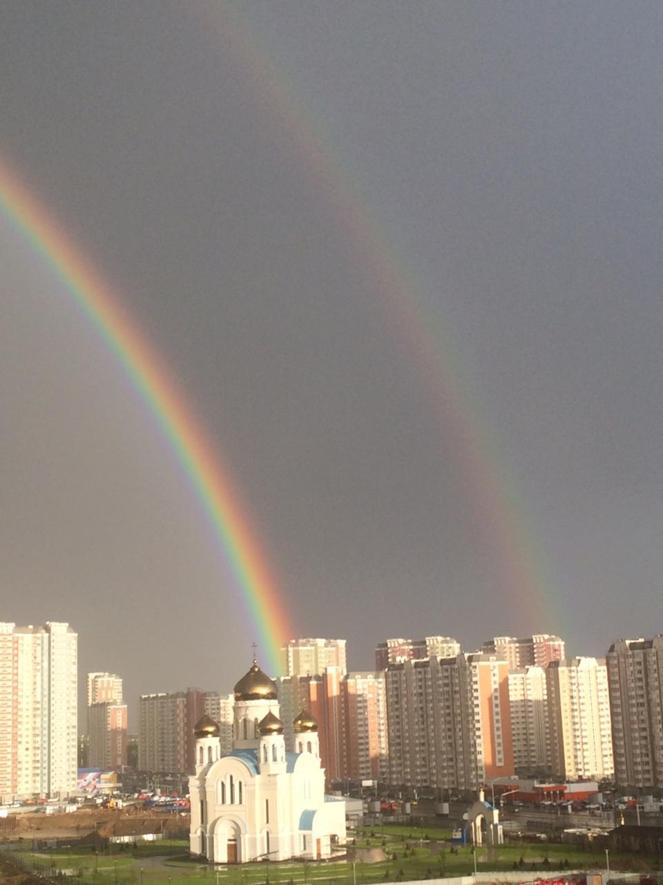 Reply to the post “This is how it turned out to be captured” - the Red Square, Rainbow, The photo, St. Basil's Cathedral, Reply to post, Longpost