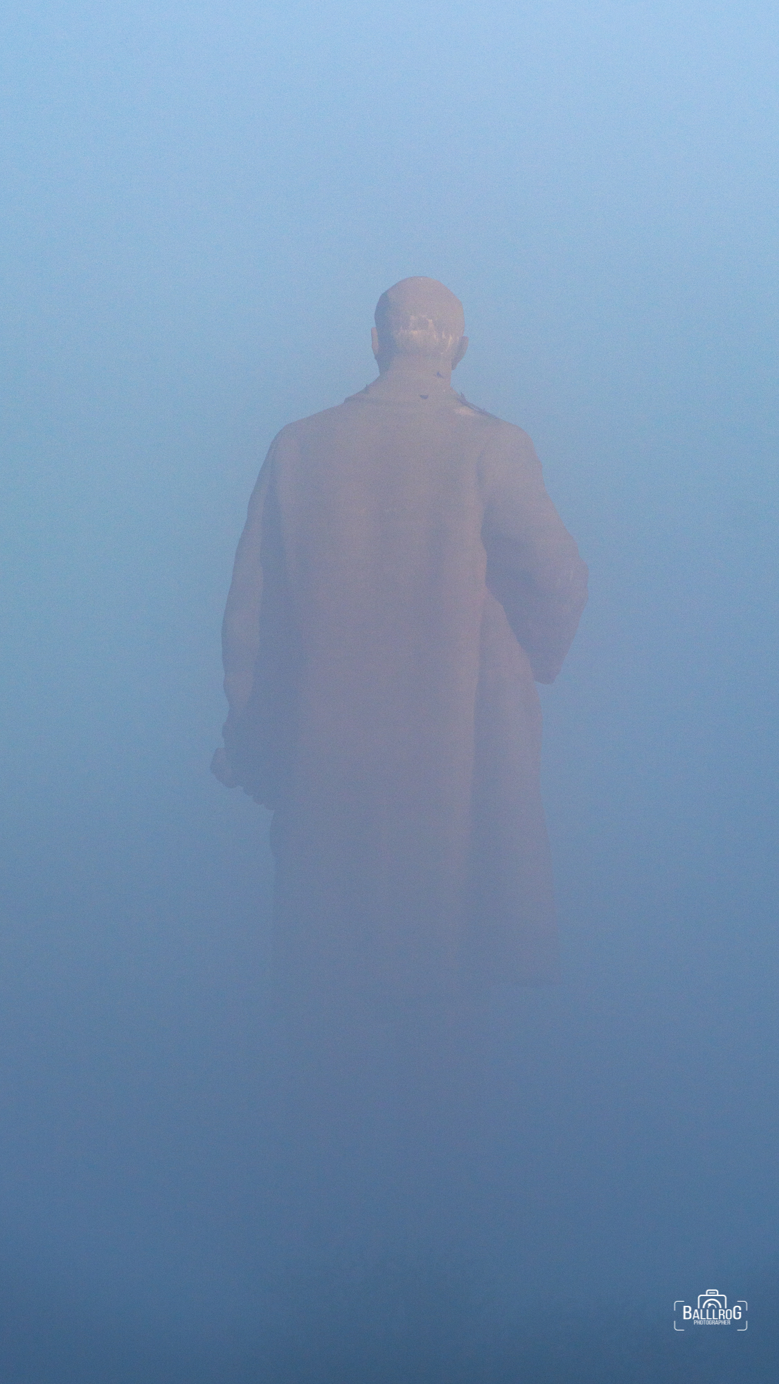 Lenin in the fog - My, Lenin, The photo, Fog, Nikon, Morning, Longpost