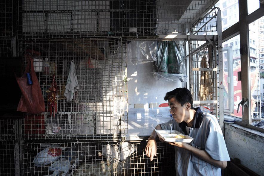 Life in dog cages in Hong Kong - Hong Kong, Lodging, Poverty, Dormitory, The photo, Longpost