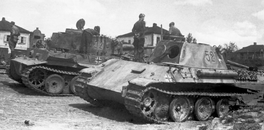 Cats for your feed! -2 - The Great Patriotic War, Military history, Tanks, Longpost, Black and white photo