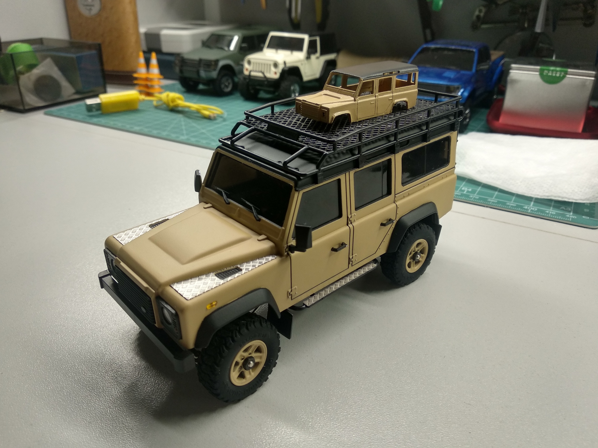 SUV in 1:87 scale. Land Rover Defender 110. Part 1 - My, Radio controlled models, Radio-controlled car, Longpost, Enthusiasm, SUV, Scale model, Needlework with process