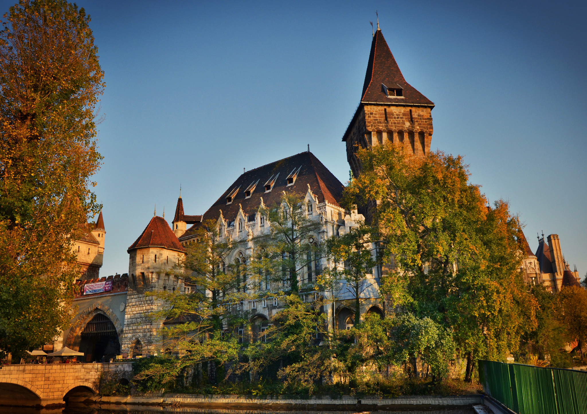 Budapest, Vajdahunyad Castle - My, Travels, Tourism, Architecture, Lock, Budapest, The photo