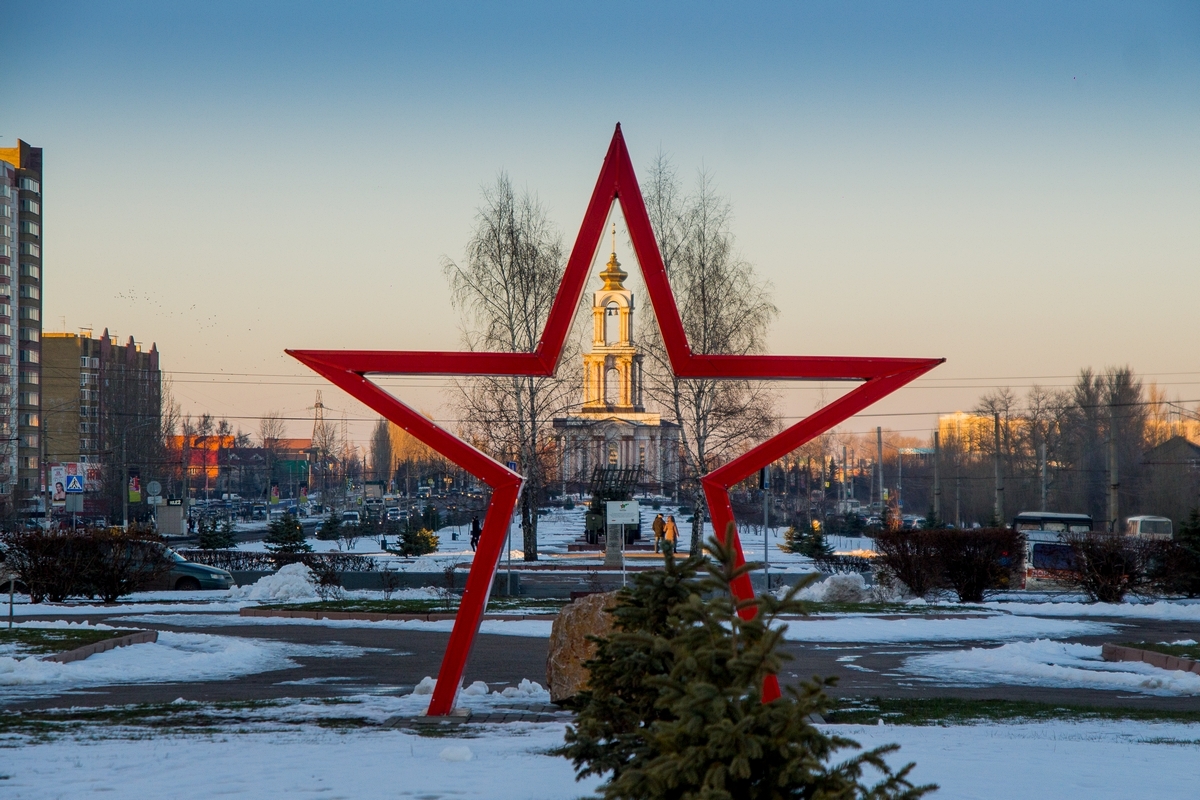 Г.Курск. Проспект Победы - Моё, Курск, Военная техника, Проспект Победы, Длиннопост