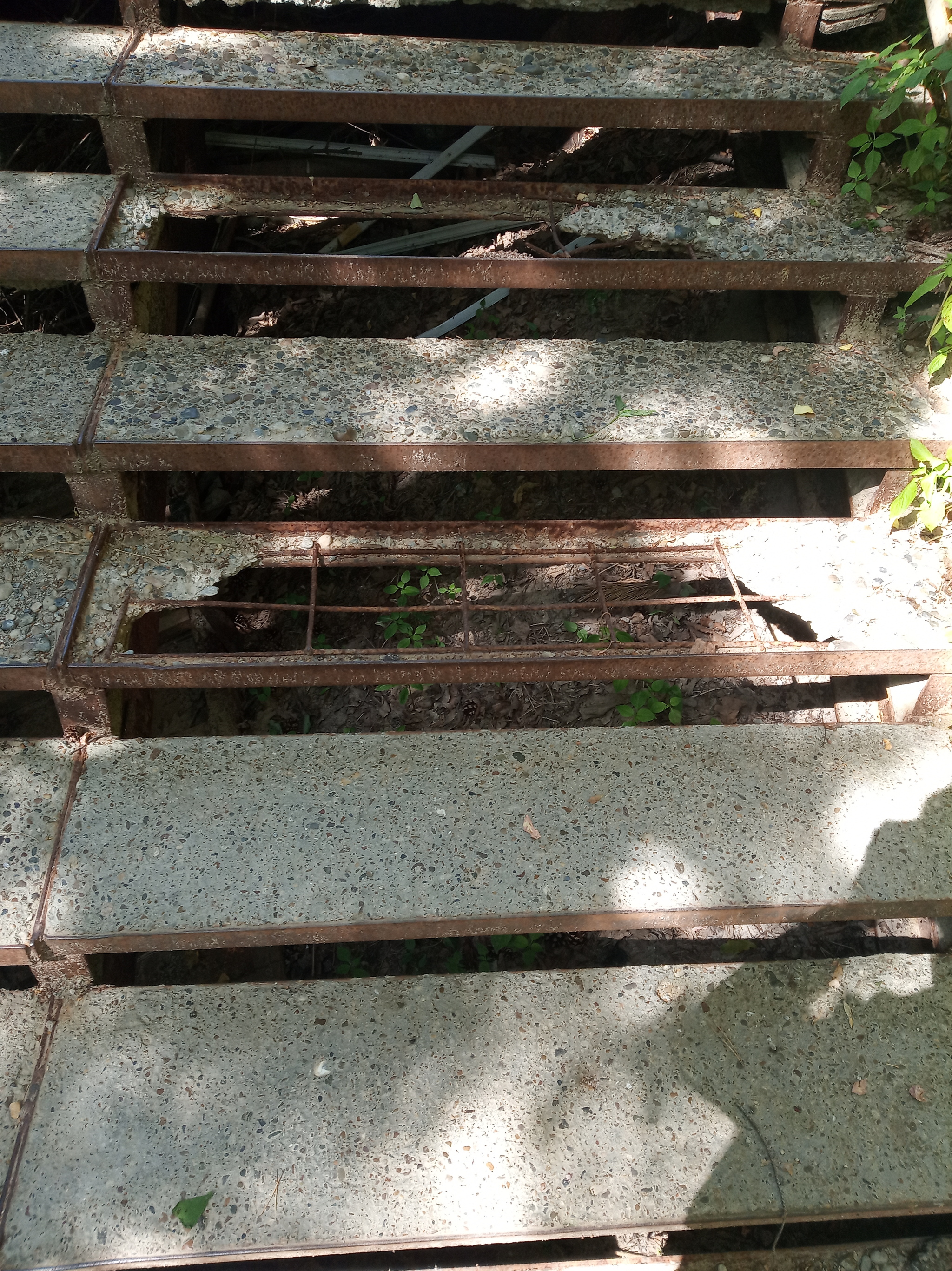 Stairway to nowhere... - My, Zelenodolsk, Lawlessness, Stairs, Tatarstan, Longpost