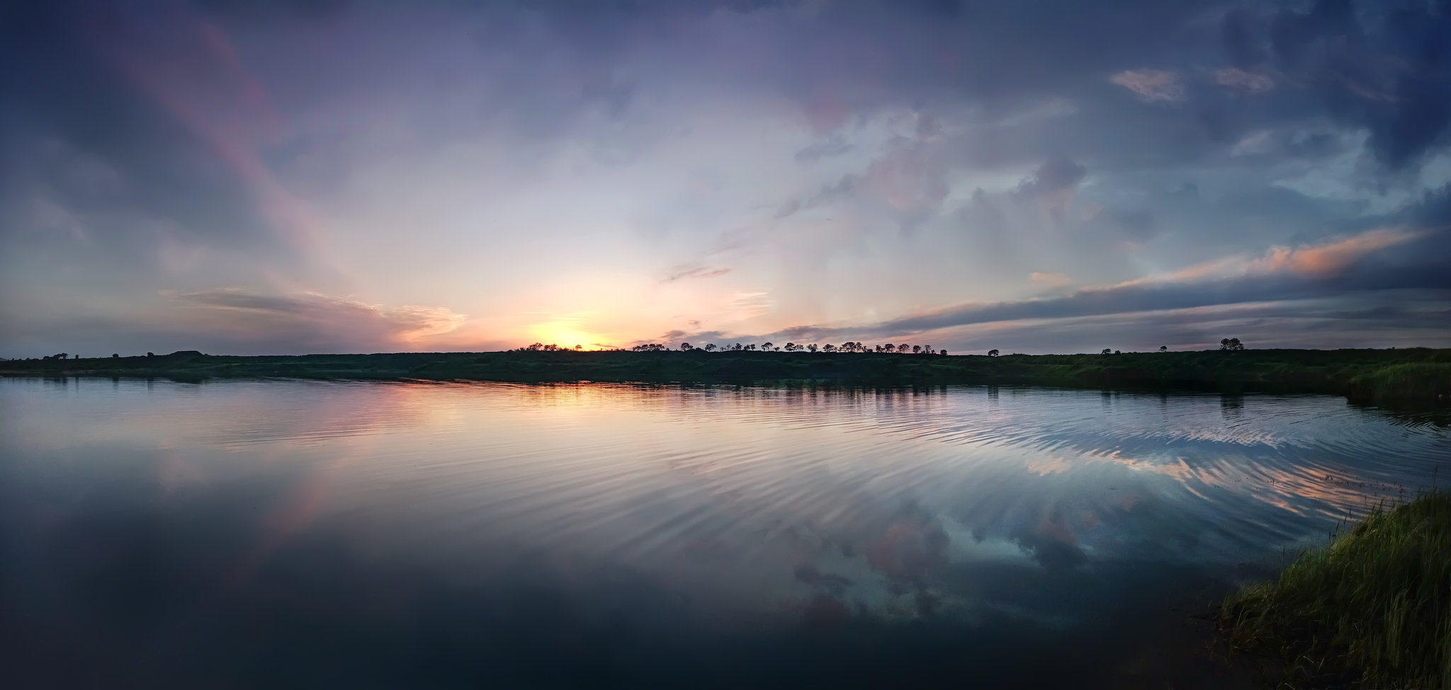 Sunset over the Voskresensky quarry - My, Lake, Sunset, Nature, The photo, Clouds, Serenity