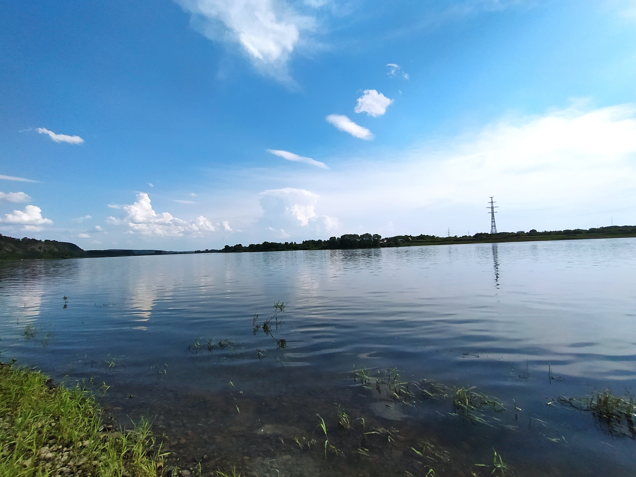 One of the rare hot days in Siberia on Tom - My, Tom, River, The photo, Clouds, Short Summer in Siberia, Summer, Longpost