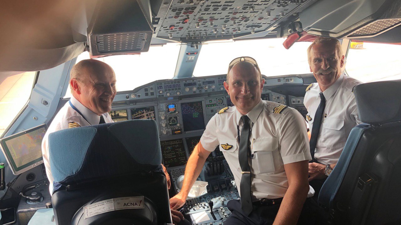 That's all. Air France A380 makes its last flight - Air France, Airbus A380, Airplane, Parting, The photo, Aviation, Longpost