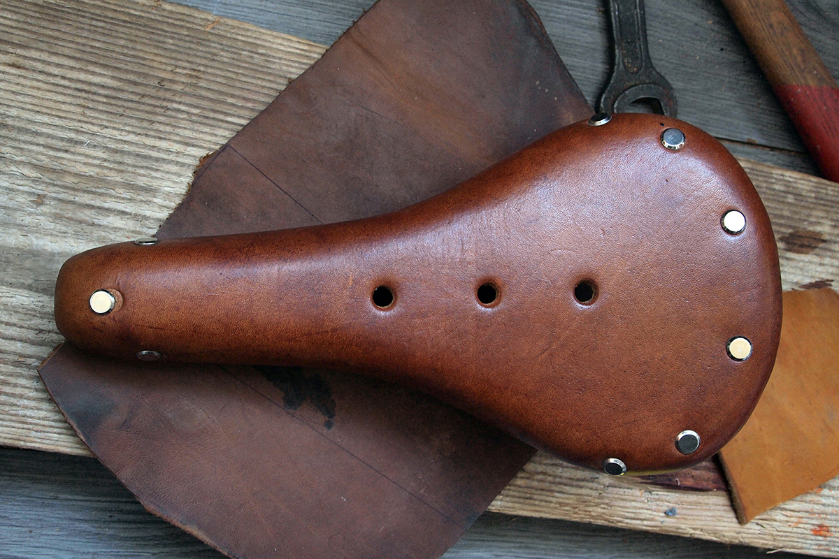 Made a saddle in the Brooks style (HVZ) - My, Saddle, Leather products, Bicycle saddle, Homemade, KhVZ, Video, Longpost