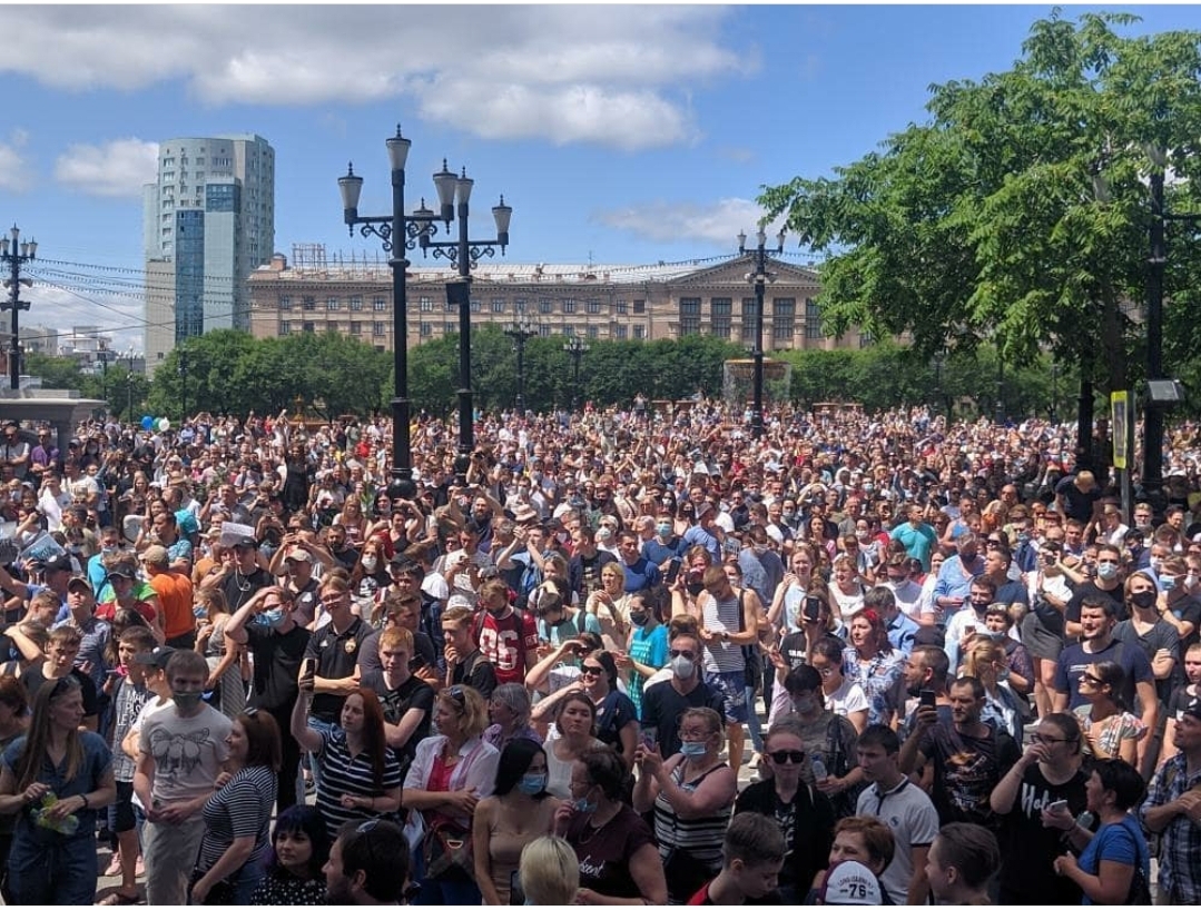 A rally is taking place in Khabarovsk right now in support of the arrested governor Sergei Furgal - Khabarovsk, Дальний Восток, Longpost, Politics