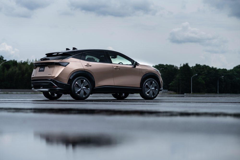 Nissan представляет новый электромобиль Ariya с жидкостным охлаждением аккумулятора за 40 тысяч долларов - Nissan, Электромобиль, Япония, Видео, Длиннопост, Nissan Ariya