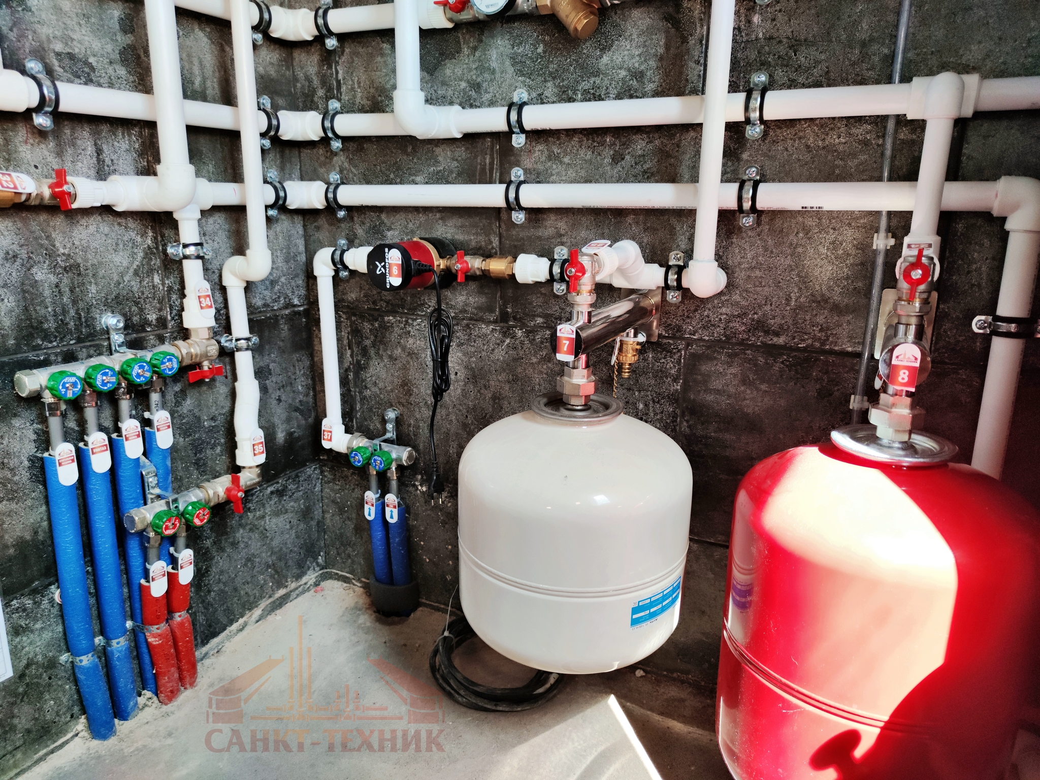 July 07, 2020. LYUBOVINO, part 2 - My, Boiler house on water, Boiler room, Boiler room, Townhouse, Heating, Installation of heating systems, Building, Longpost