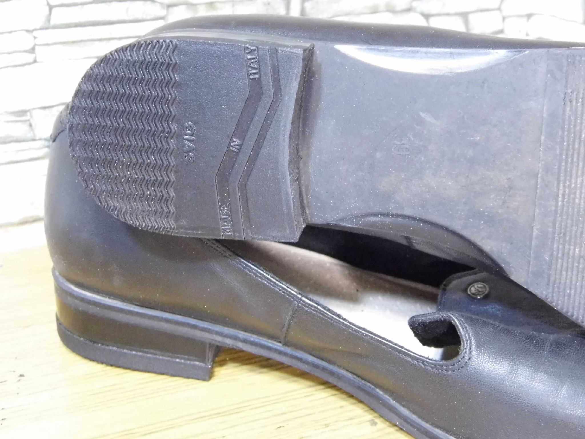 How to recognize the heel grid before installing the heel? - My, Shoe repair, Heels, Mat, Longpost