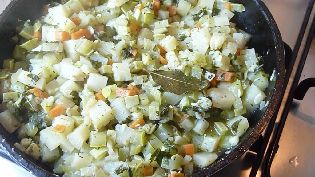 Why add Potatoes to Zucchini Stew? - My, Video recipe, Stew, Zucchini, Video, Longpost, Recipe, Cooking