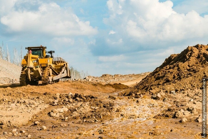 The dirtiest track in the world - Travel across Russia, Yakutia, Motorists, Track, Russian roads, Travels, Road, Lena, Longpost