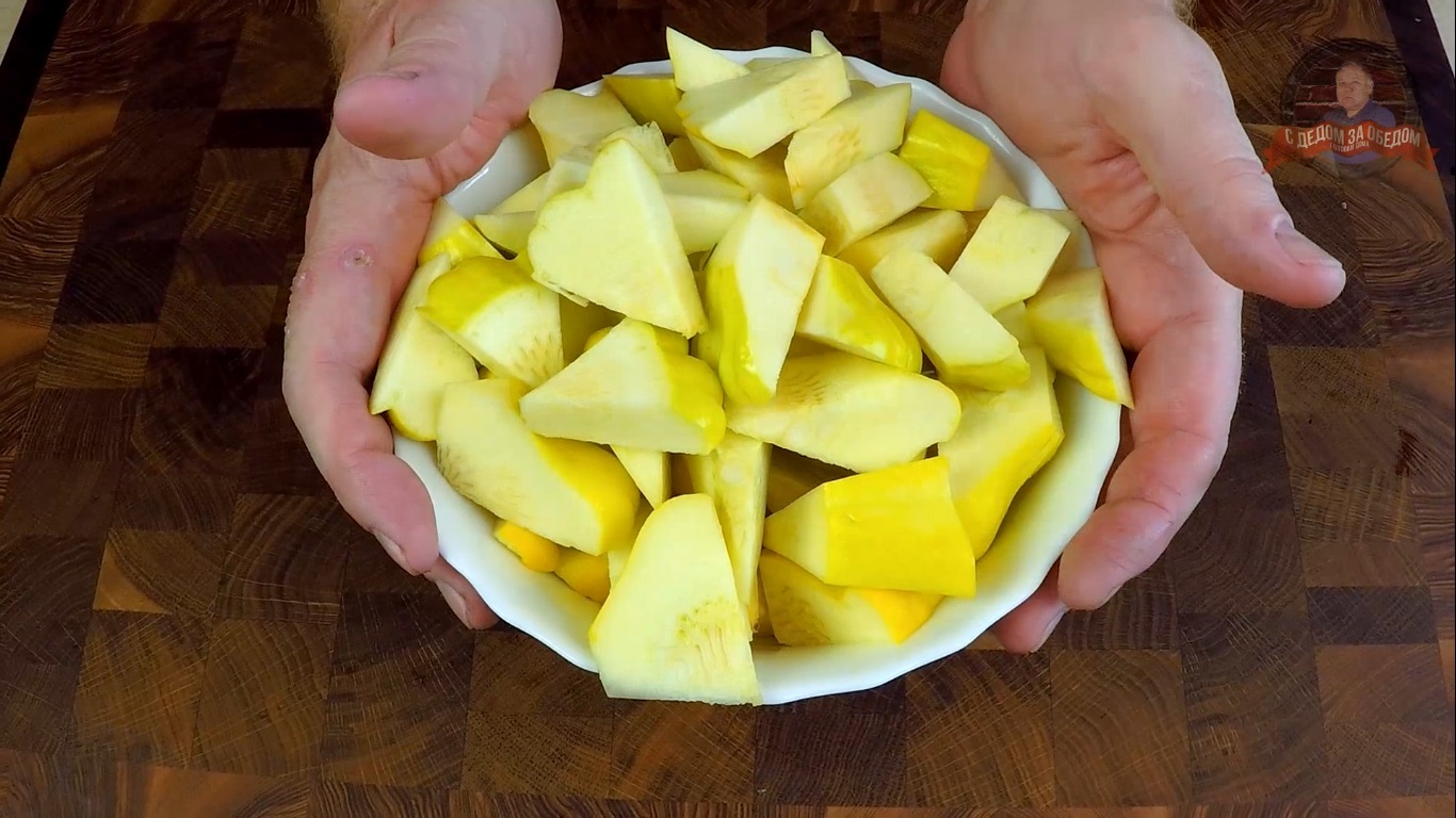 Squash stewed in a frying pan with sauteed vegetables - My, Stew, Squash, Recipe, Food, Cooking, With grandfather at lunch, Video, Longpost, Video recipe