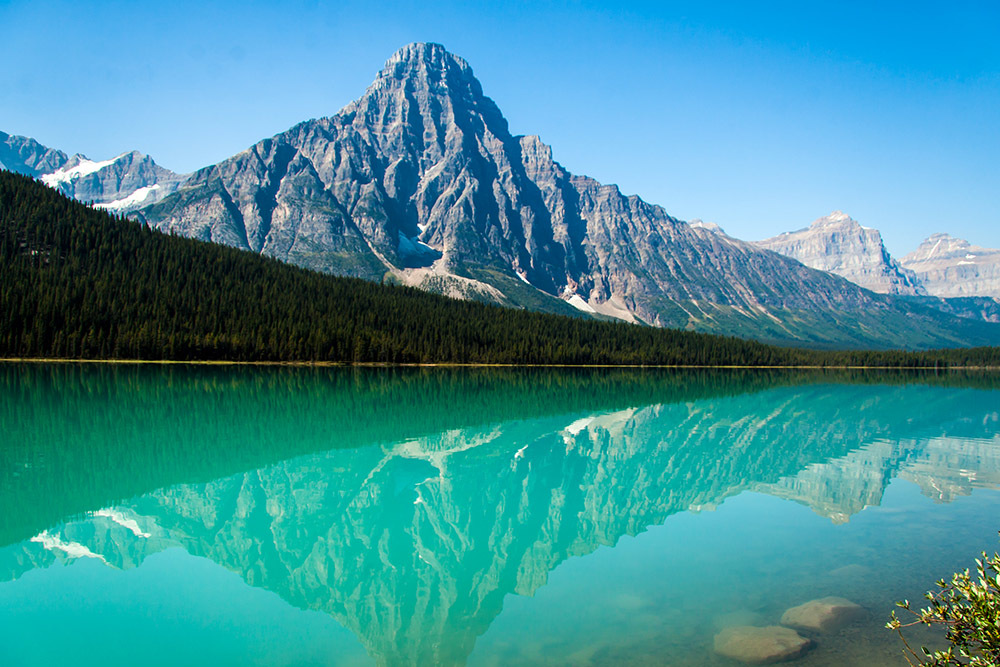 One of the most beautiful roads in the world - Icefields Parkway, Alberta, Canada - My, Canada, Alberta, Road, Travels, Wild animals, Lake, The mountains, Rocky Mountains, Longpost