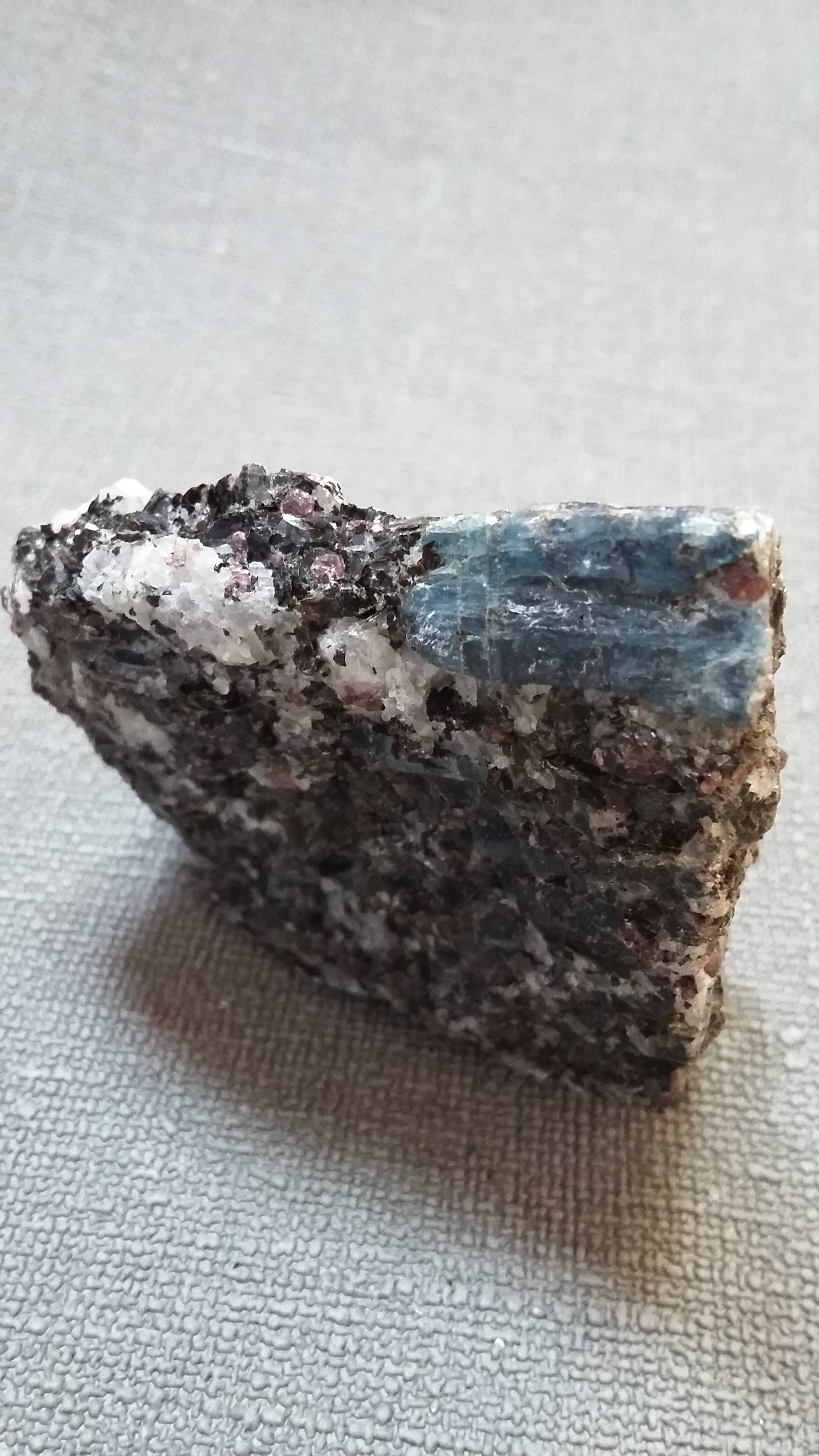 Tell me what kind of minerals - My, A rock, Longpost, Minerals, Mineralogy