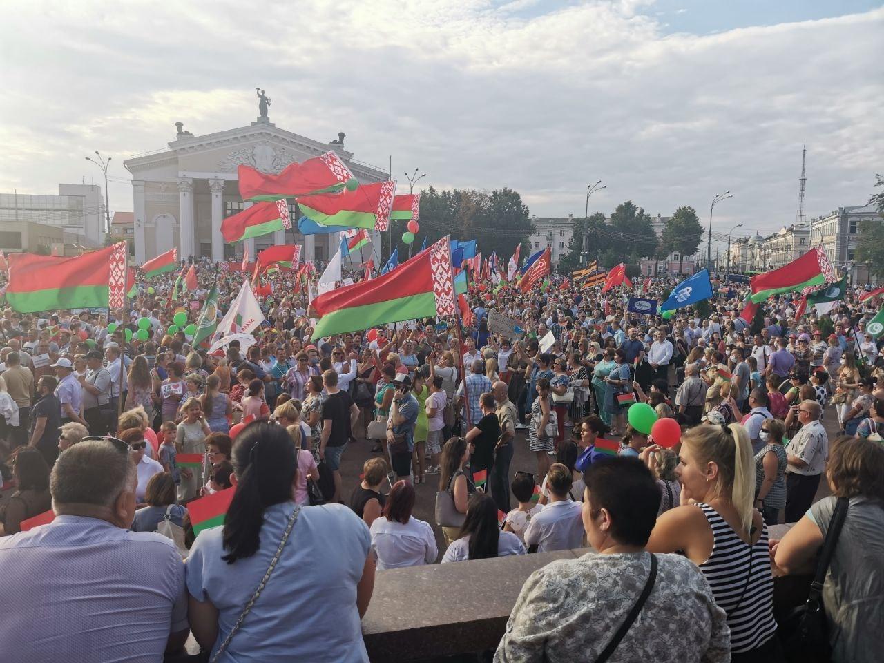 В Могилеве и Гомеле прошли митинги в поддержку Лукашенко - Республика Беларусь, Политика, Протесты в Беларуси, Митинг, Гомель, Могилев, Александр Лукашенко, Видео, Длиннопост