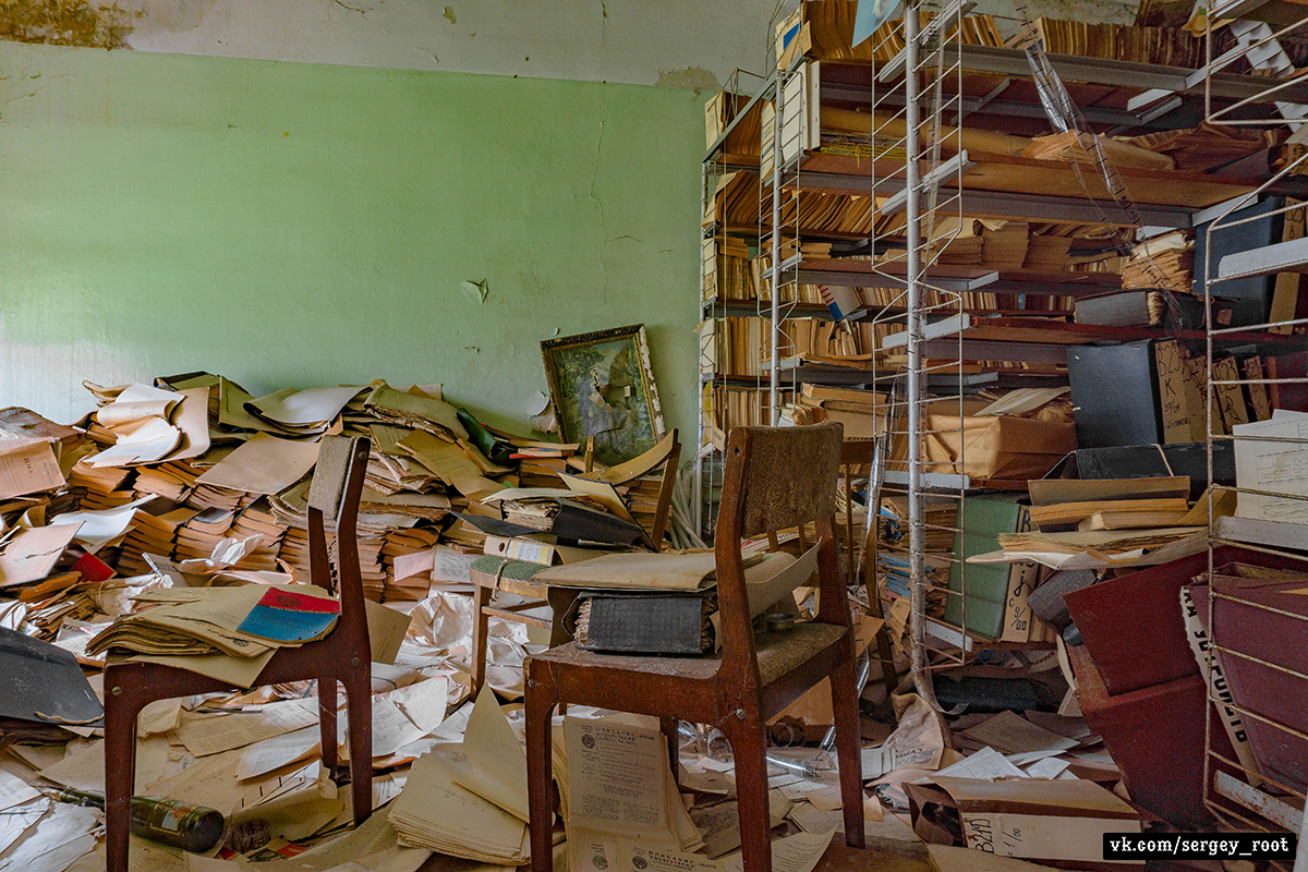 Abandoned archive building - My, Abandoned, Collapse of the USSR, the USSR, Vladimir region, Longpost, The photo