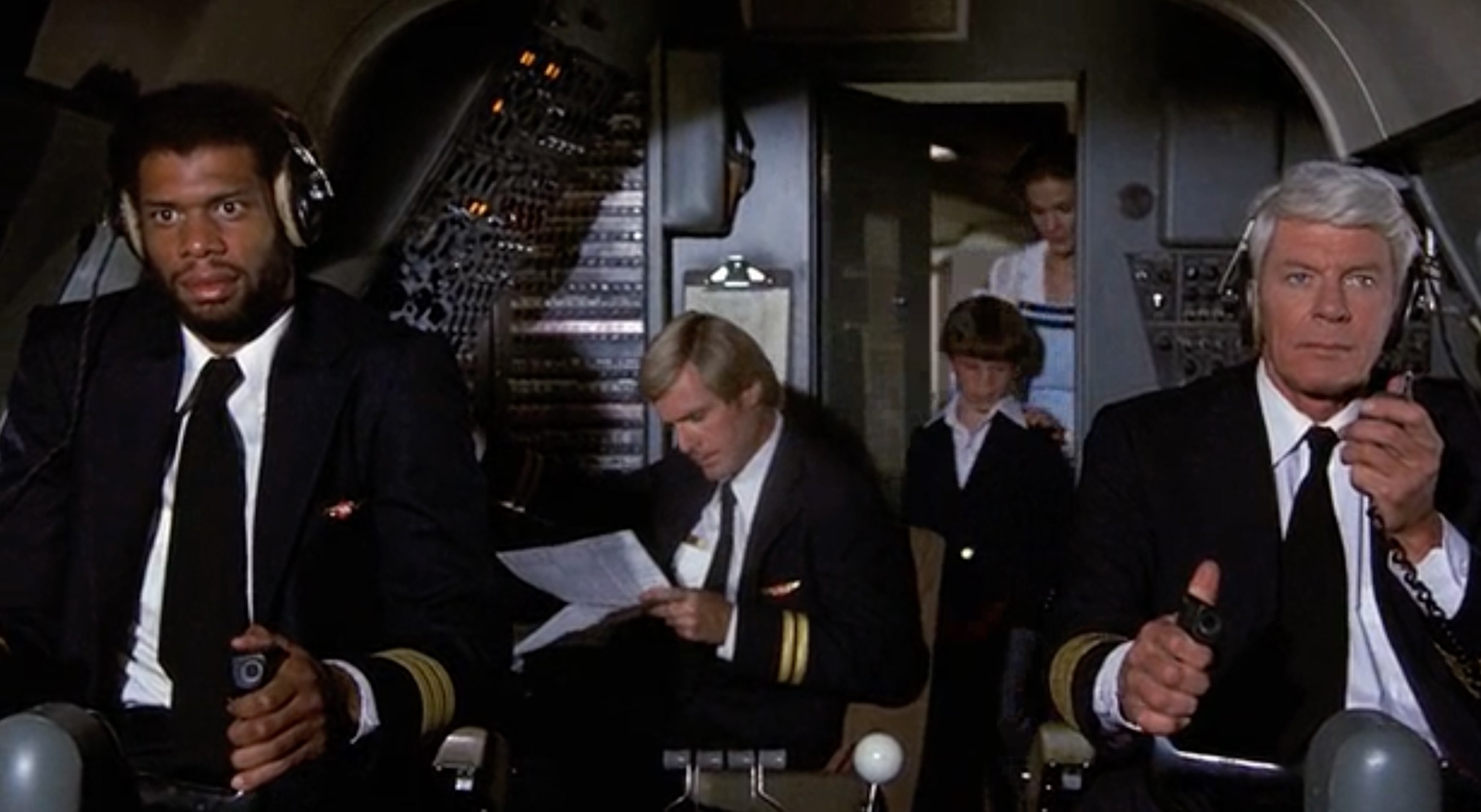 How they used to smoke on airplanes - My, Movies, Airplane, Aviation, Pilot, Travels, Leslie Nielsen, Comedy, Pilots, civil Aviation, Longpost, Airplane (film)