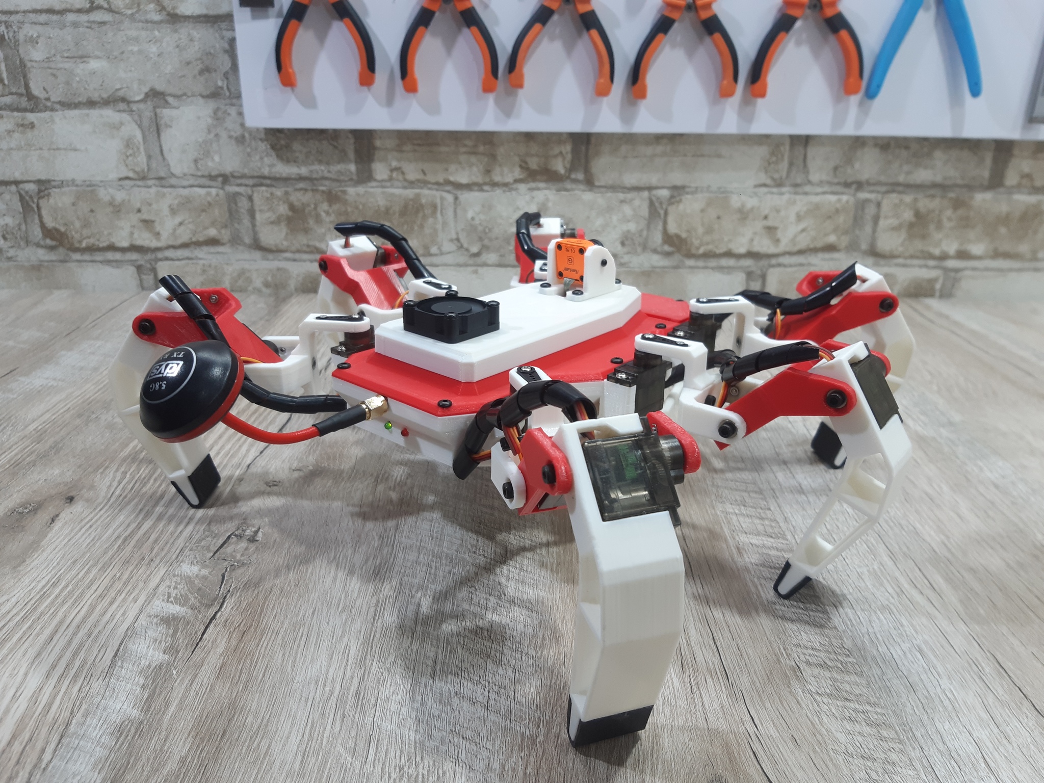 Walking FPV drone Scorpion - My, Hexapod, FPV drone, Arduino, Video, Longpost