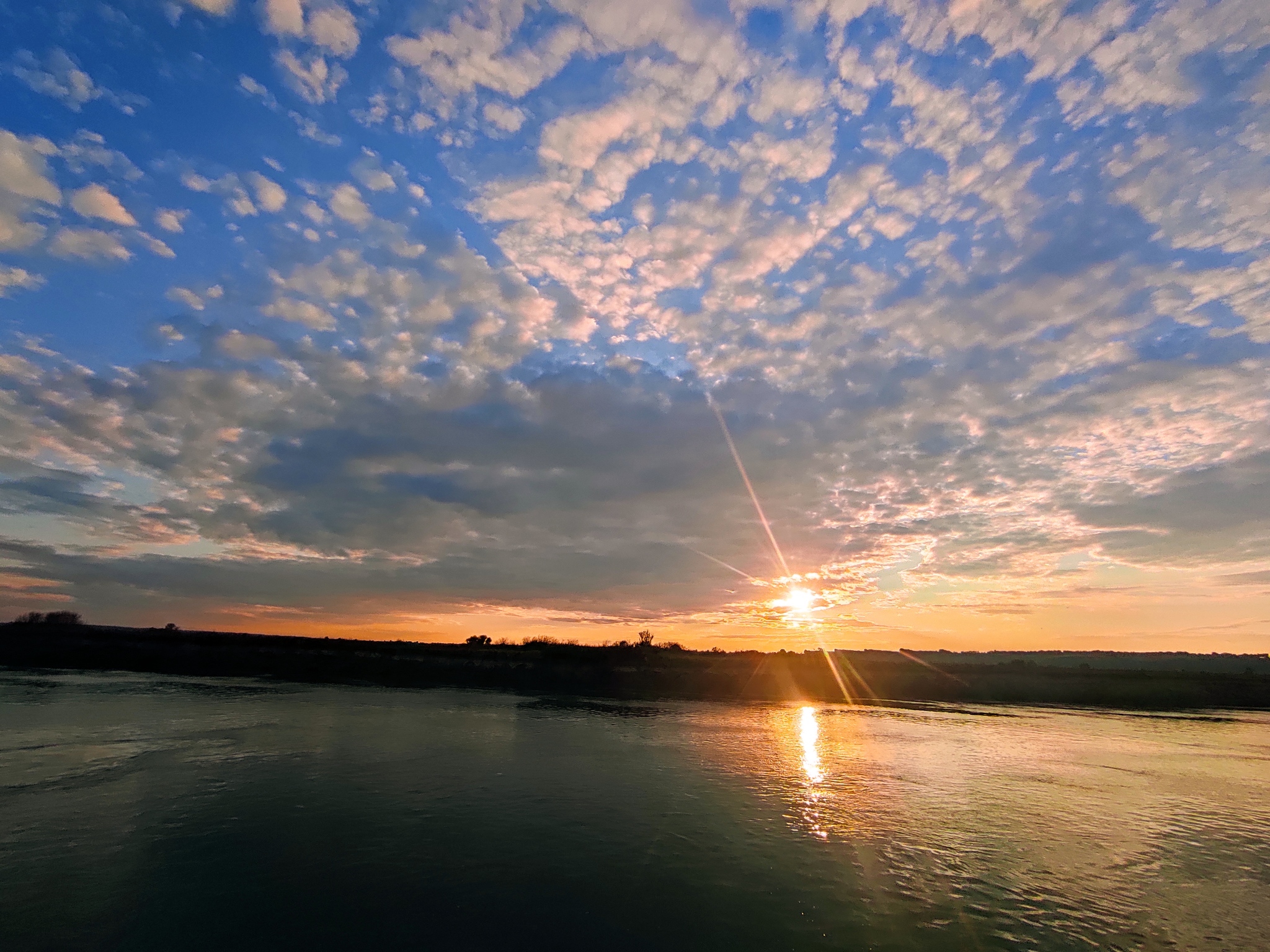 Evening on the waters of the Ob - My, Mobile photography, Landscape, Sunset, Ob, Barnaul, Longpost