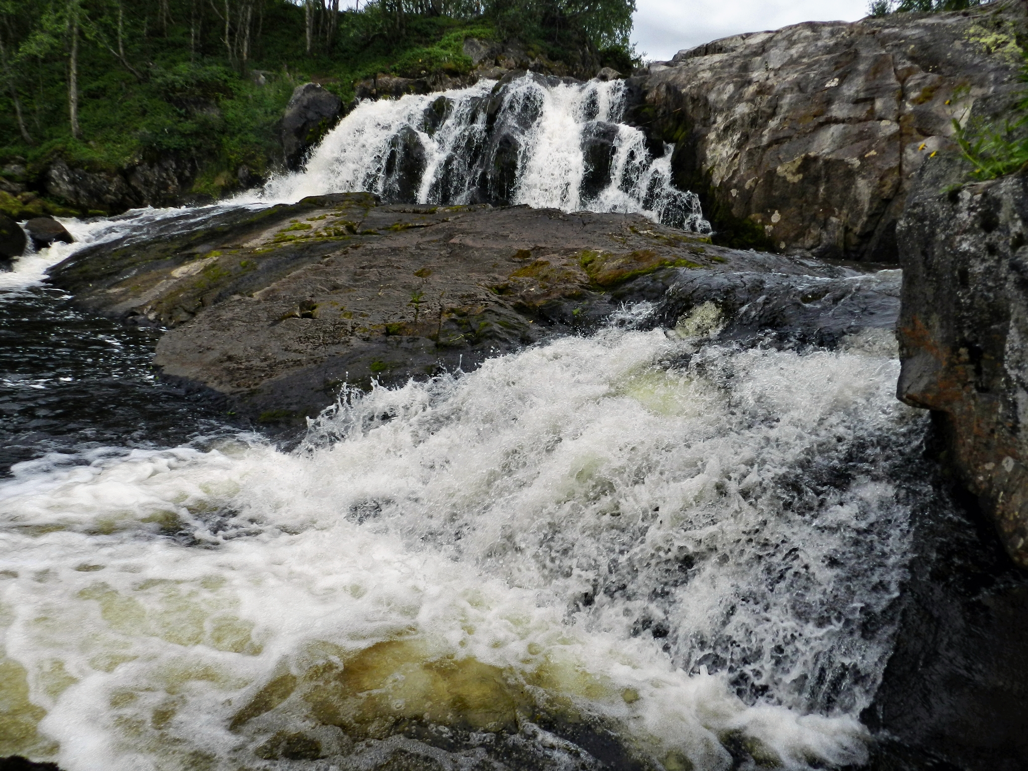 Sunday ride to Lavninsky waterfall! Murmansk, PerekatiKolsky, 4x4, Duster, L200, Hower - My, Auto, Kola Peninsula, Waterfall, River, Water, 4x4, Renault Duster, Offroad, Murmansk, Pokatushki, Swamp, Field, Weekend, Car, Jeep, Stuck, Ravine, Adventures, Travels, Mitsubishi, Video, Longpost