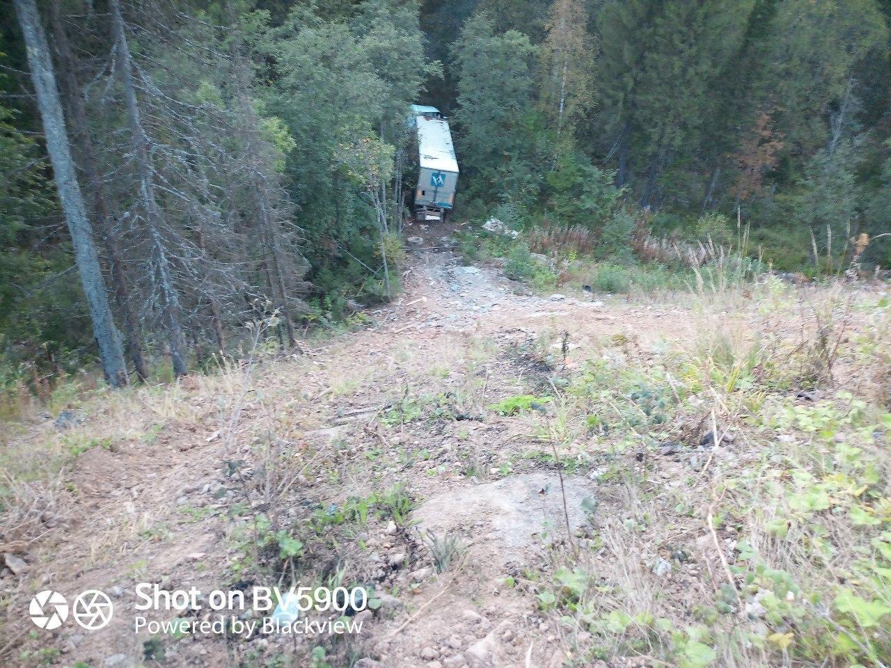 Security driver lives in a crashed truck in the mountains for 3 weeks - Bashkortostan, Negative, Road accident, Longpost, Roadside assistance, No rating