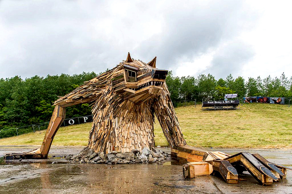 Waste construction materials and other rubbish - Sculpture, Street art, Denmark, Modern Art, Longpost