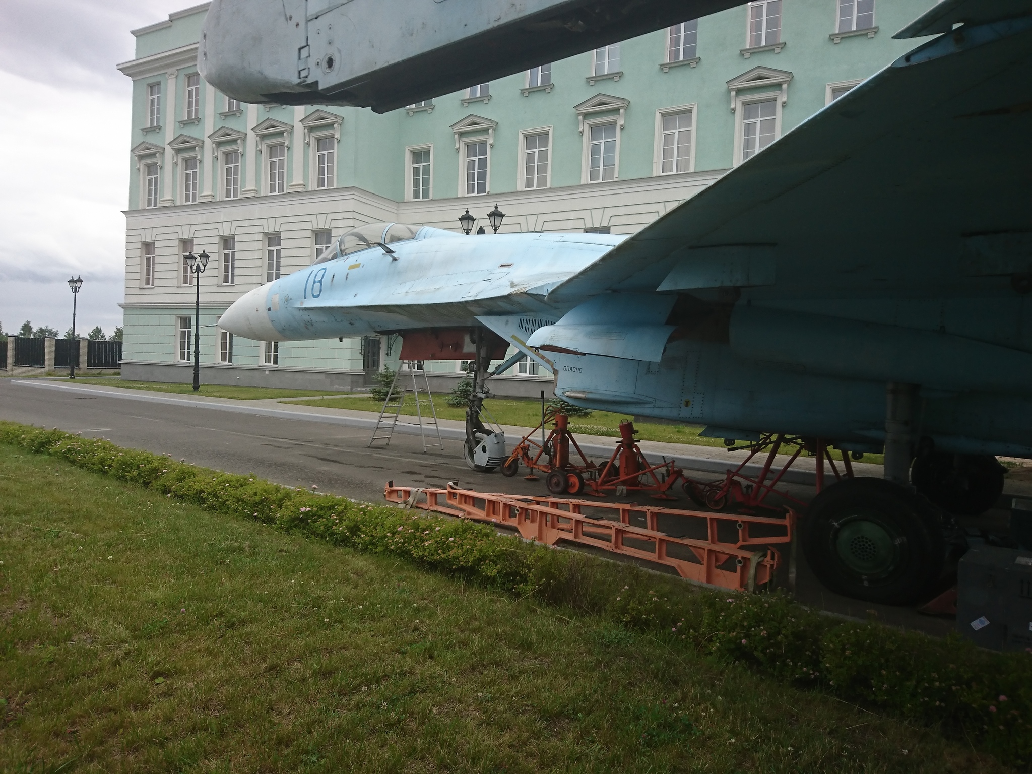 Когда твой директор бывший летчик - Су-27, Петрозаводск