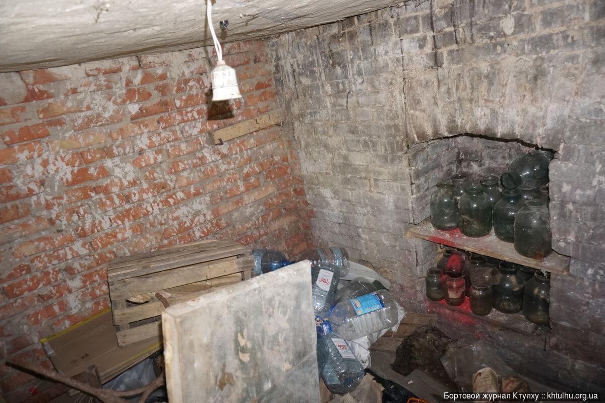 A basement with vintage junk in an abandoned place - My, Dnipropetrovsk, Dnieper, Abandoned, Abandoned house, Fuck aesthetics, Longpost