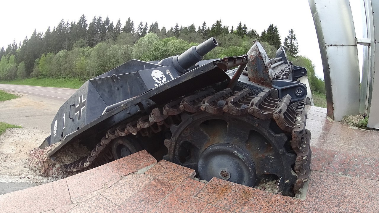 “And the battlefield rests on tanks...” Or a few words about monuments - My, Story, Weapon, Tanks, Monument, Longpost