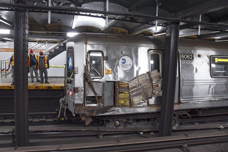 Homeless people can do anything in New York - My, USA, Transport, Public transport, New York, Homeless, Longpost, Metro, Derailed, Railway carriage, Damage