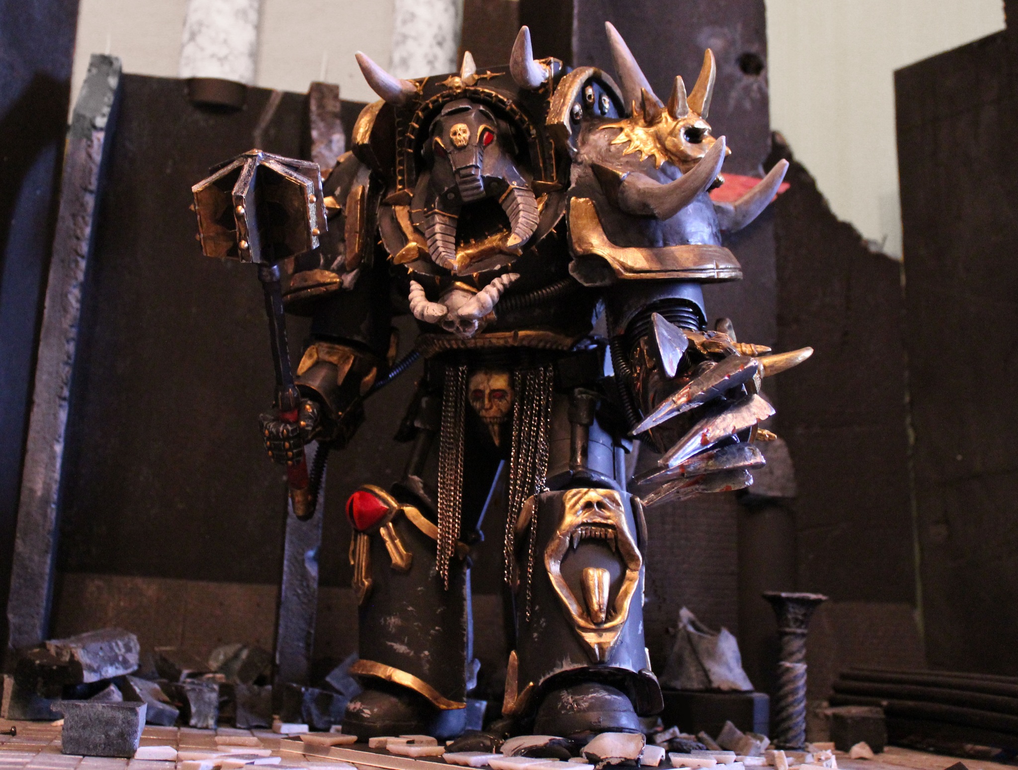 Pikabu warhammer. Black Legion Warhammer 40000. Терминаторы черного легиона. Покраской миниатюр по Вселенной Warhammer. Терминатор Легион.