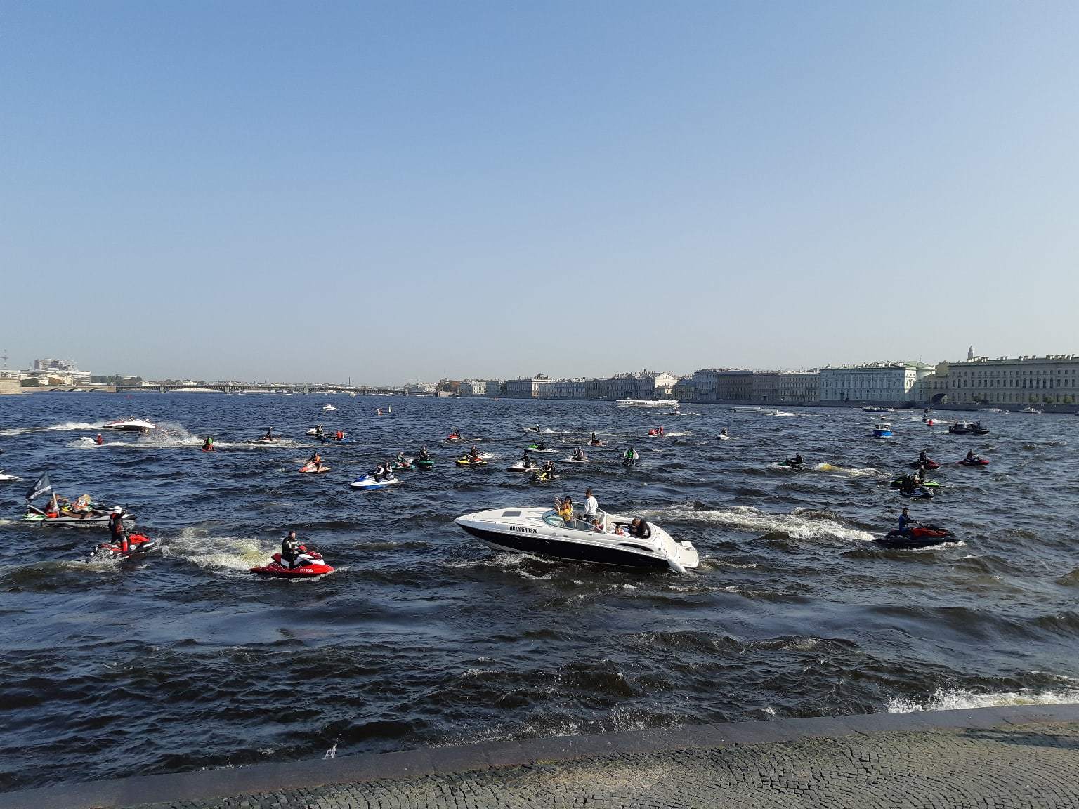 Neva River. Jet skis. St. Petersburg, September 27, 2020 - My, Jet ski, Neva River, Neva, Saint Petersburg, The photo, Tourism Day, Closing the season, Longpost