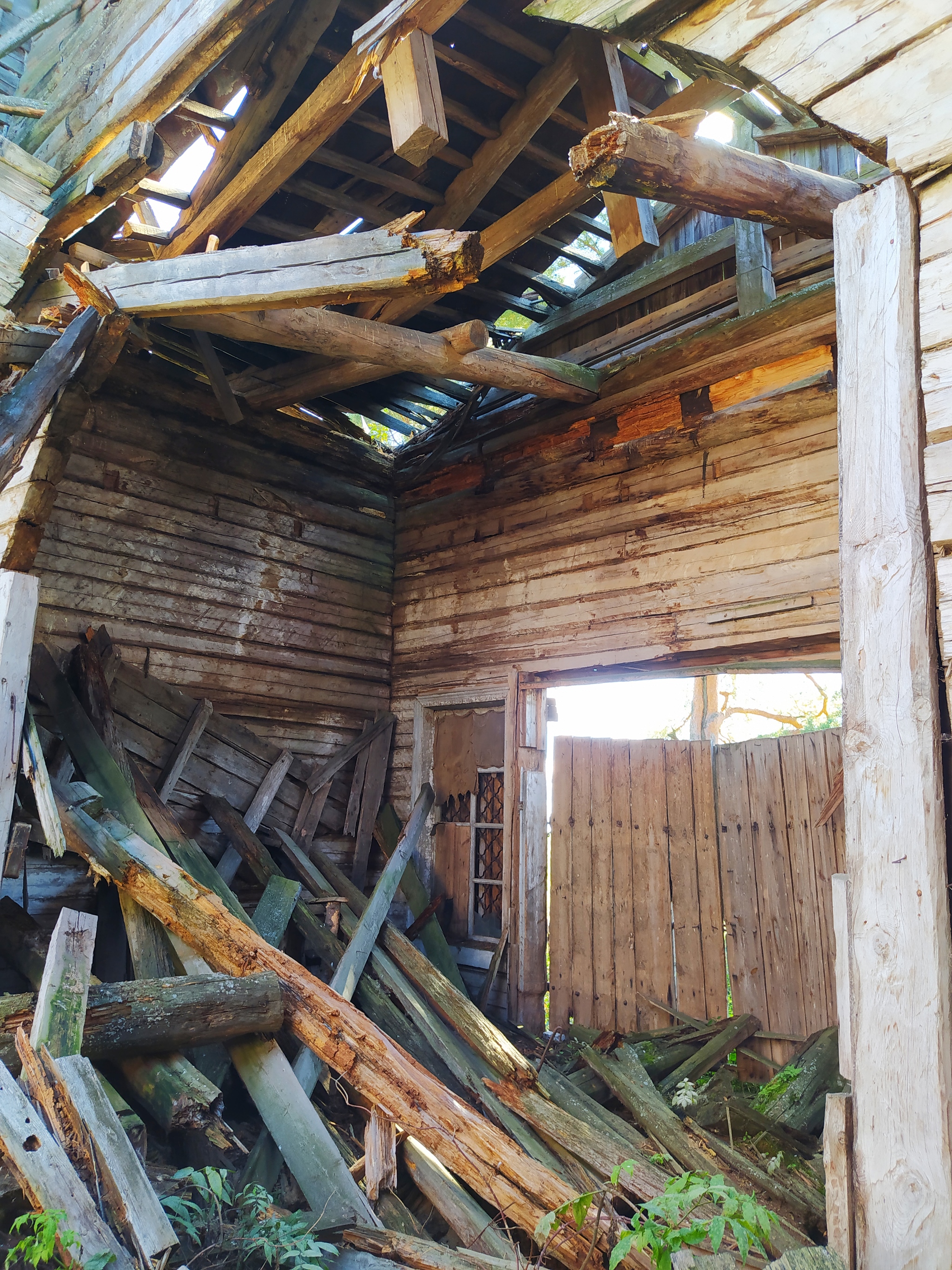 ABANDONED MIKHAILOVSKAYA CHURCH IN THE VILLAGE OF VEDRETS - My, Udmurtia, Church, Temple, Abandoned, Architecture, Travels, sights, Longpost